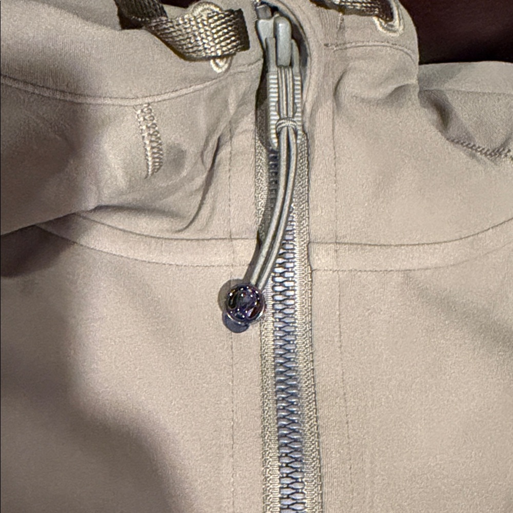 Lululemon Women's Army Green Track Jacket - Picture 2 of 5